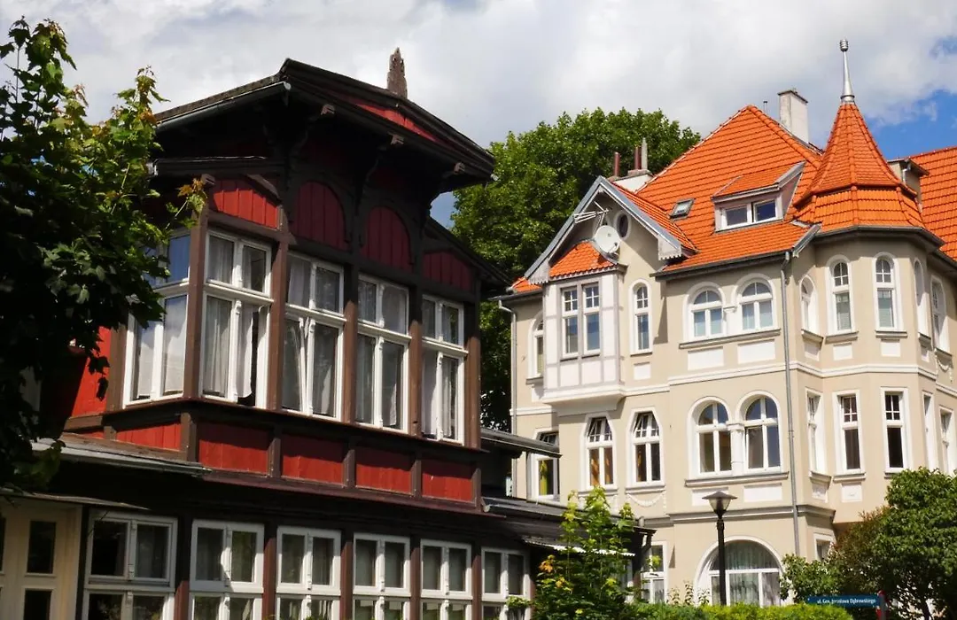 Apartament ze słoneczną werandą -250 m do plaży-1