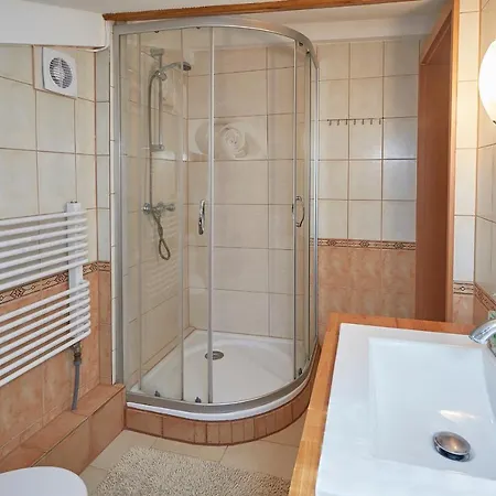 Apartament ze słoneczną werandą -250 m do plaży-3